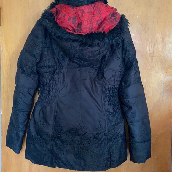 One of my favorite coats I ever had - Picture 3 of 3